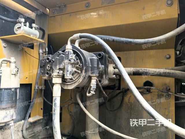 液压泵室（大件舱室）