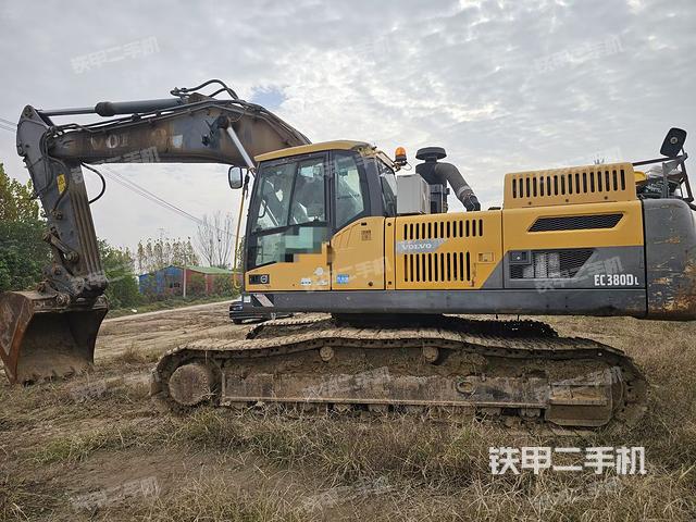 沃尔沃EC380DL挖掘机