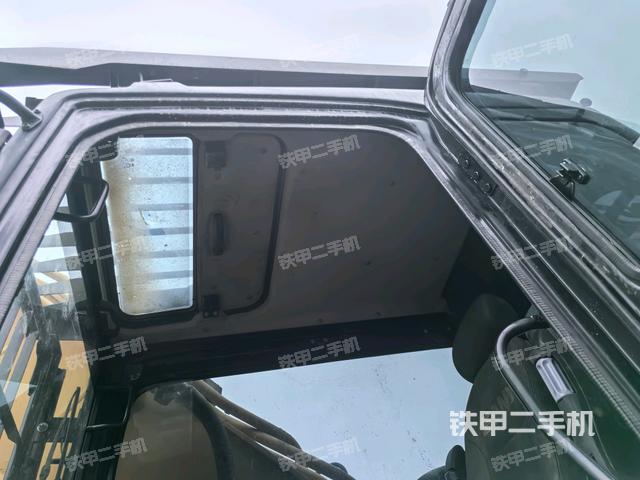 顶棚整体（驾驶室部分）