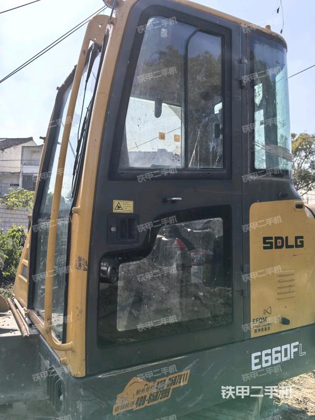  驾驶室正侧（驾驶室部分）