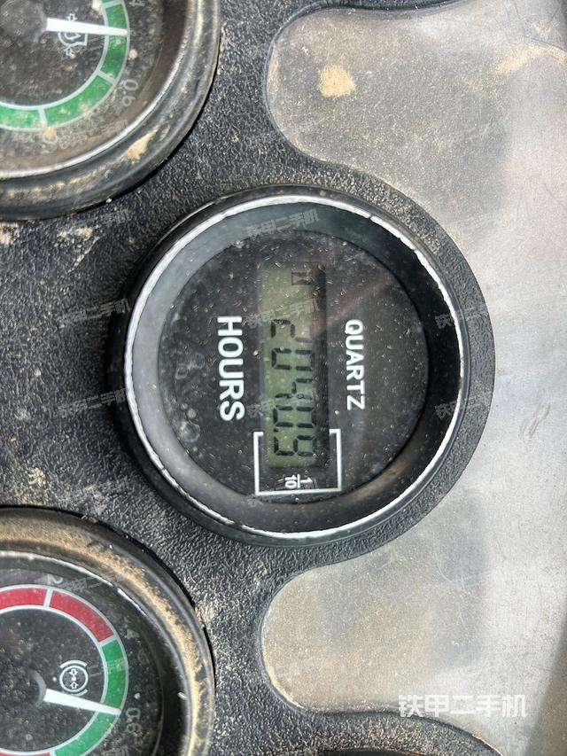 驾驶室操作台（整机外观及大件）