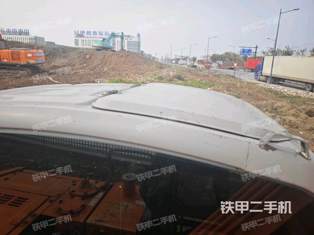 驾驶室整体（整机外观）