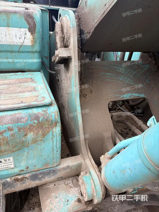 小臂整体右前（工作和回转装置）