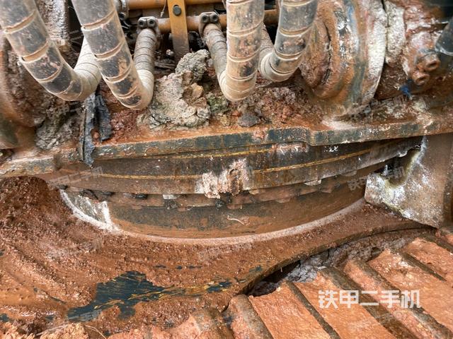 小臂整体右前（工作和回转装置）