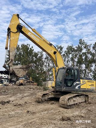 神钢SK200-8挖掘机