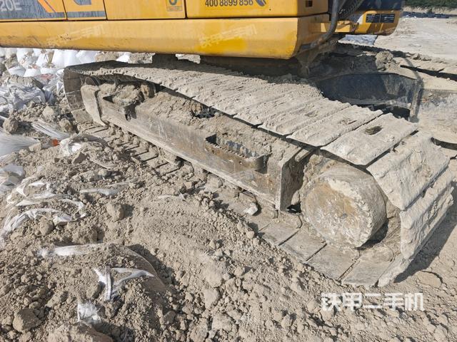 大臂根部 斜视（工作和回转装置）