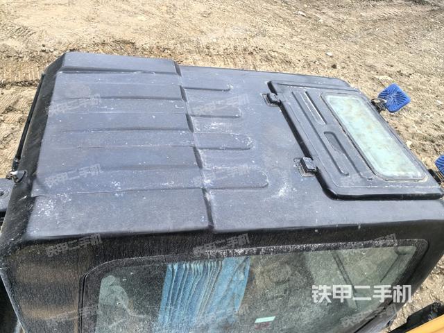 驾驶室顶部俯视（上车部件）