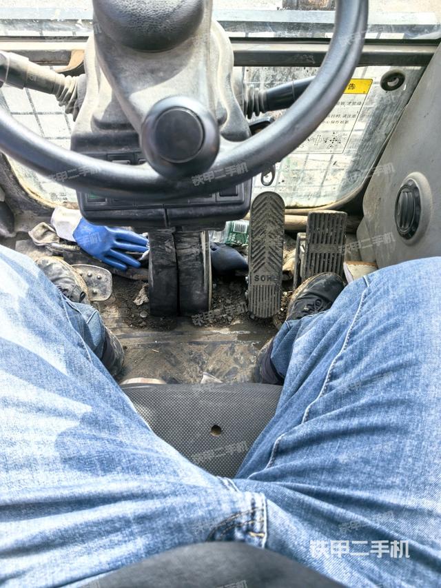 显示屏 （驾驶室部分）