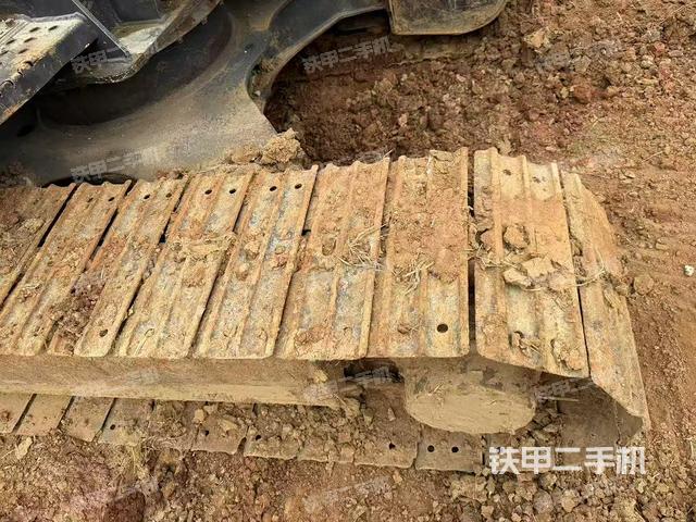 单侧履带整体（整机外观）