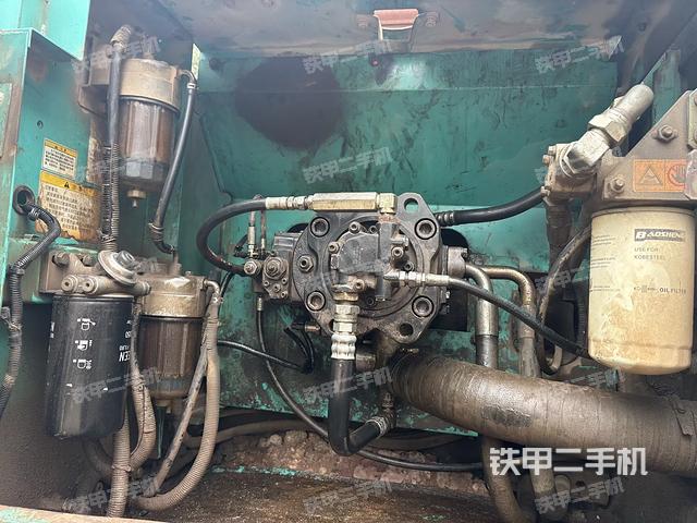 液压泵室（大件舱室）