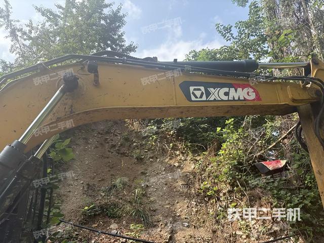 铲斗右后整体（工作和回转装置）