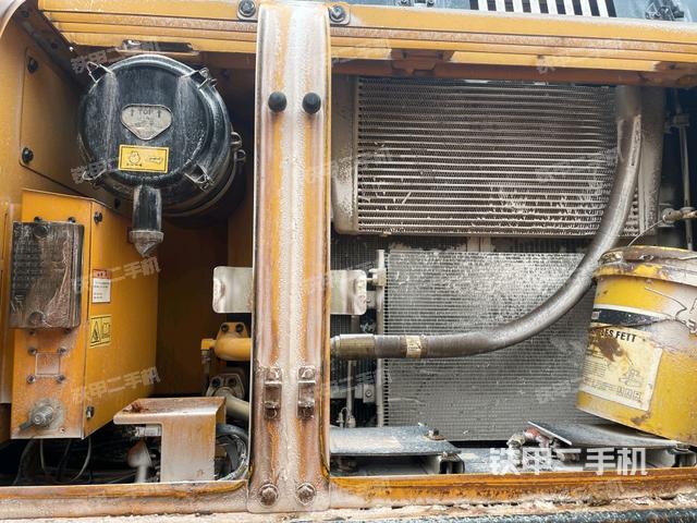 液压泵室（大件舱室）