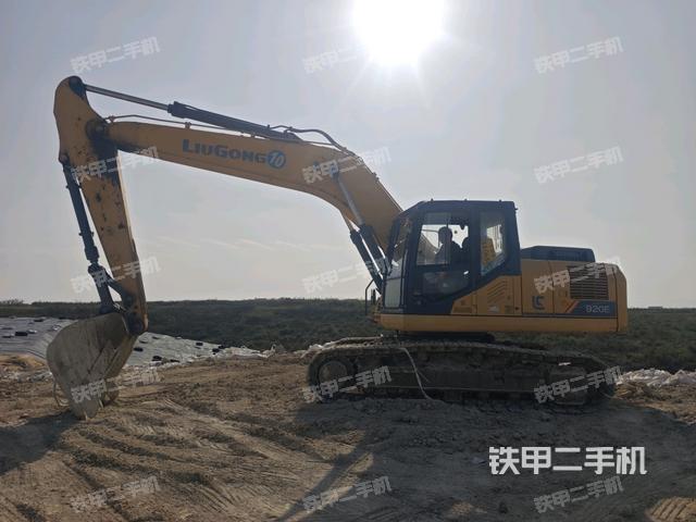 柳工CLG920E挖掘机