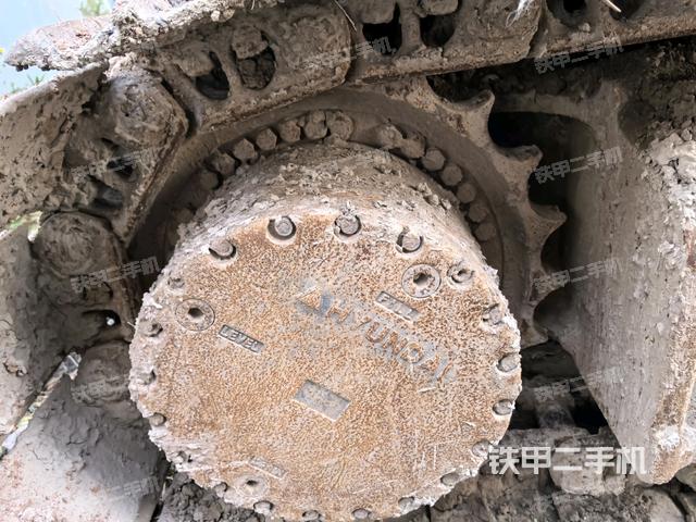 右侧行走马达盖板（行走机构）