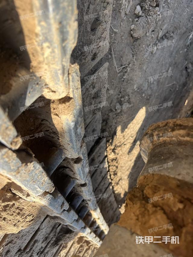 单侧履带整体（整机外观）