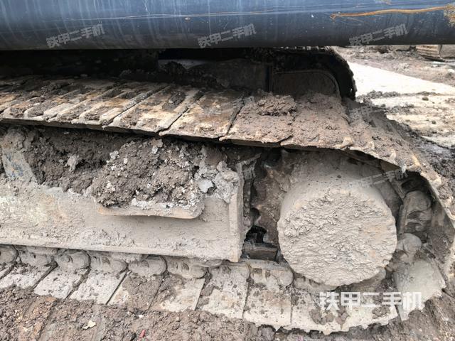 右驱动轮（行走机构）