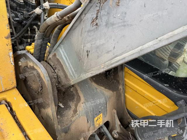 大臂根部 斜视（工作和回转装置）