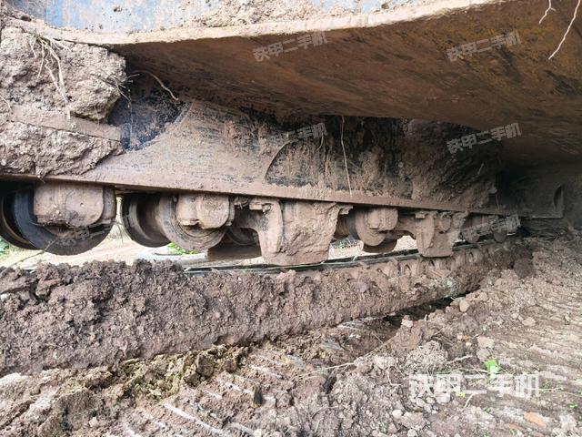 单侧履带整体（整机外观）