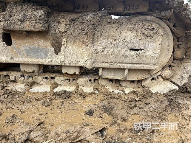 右侧行走马达盖板（行走机构）