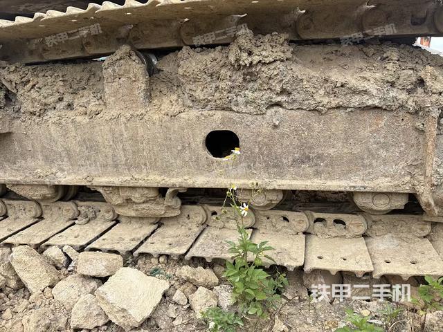 右侧行走马达盖板（行走机构）