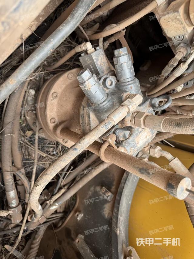 回轉(zhuǎn)馬達(dá)（上車(chē)部件）