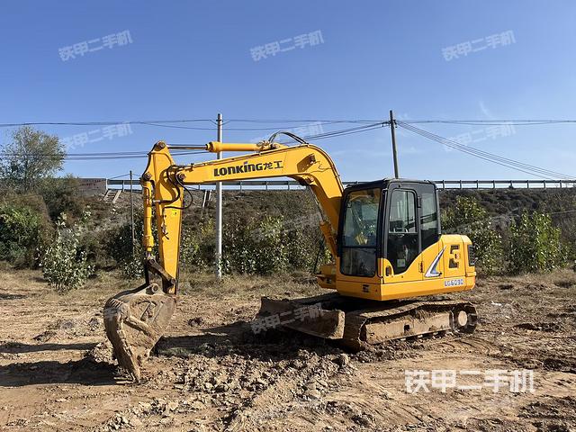 驾驶室整体（整机外观）