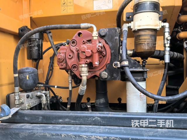 液压泵室（大件舱室）