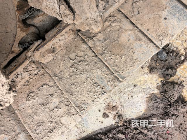 左侧履带整体 （行走机构）