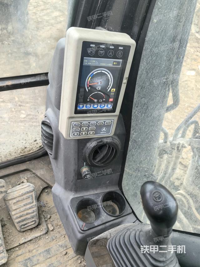 显示屏 （驾驶室部分）