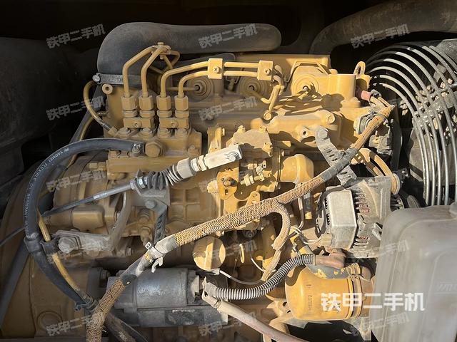 发动机整体俯视（整机外观）