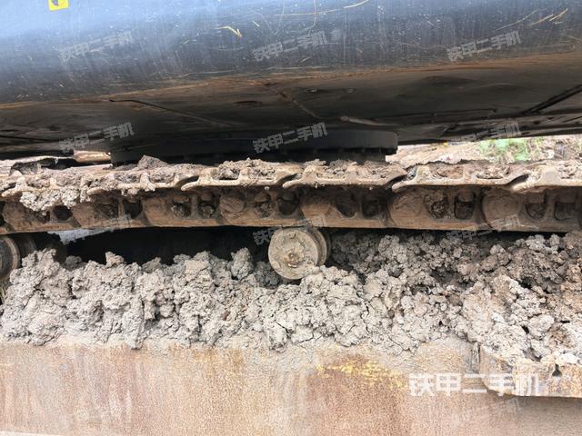 左侧履带整体 （行走机构）