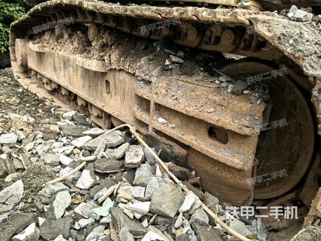 右侧行走马达盖板（行走机构）