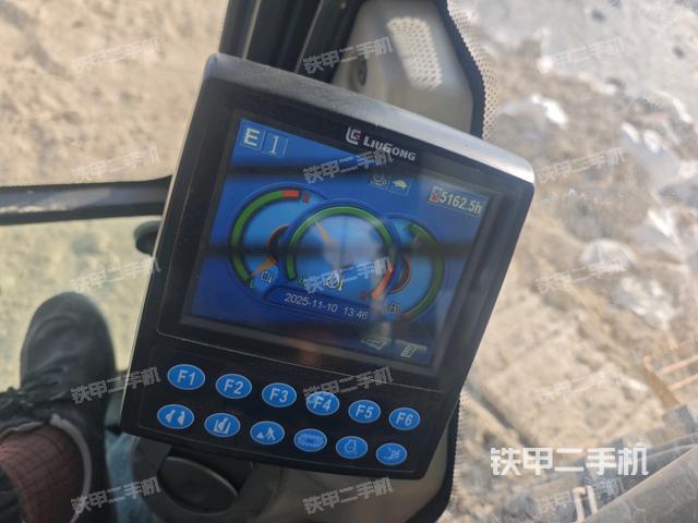 显示屏 （驾驶室部分）