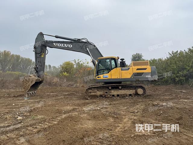 沃尔沃EC350DL挖掘机