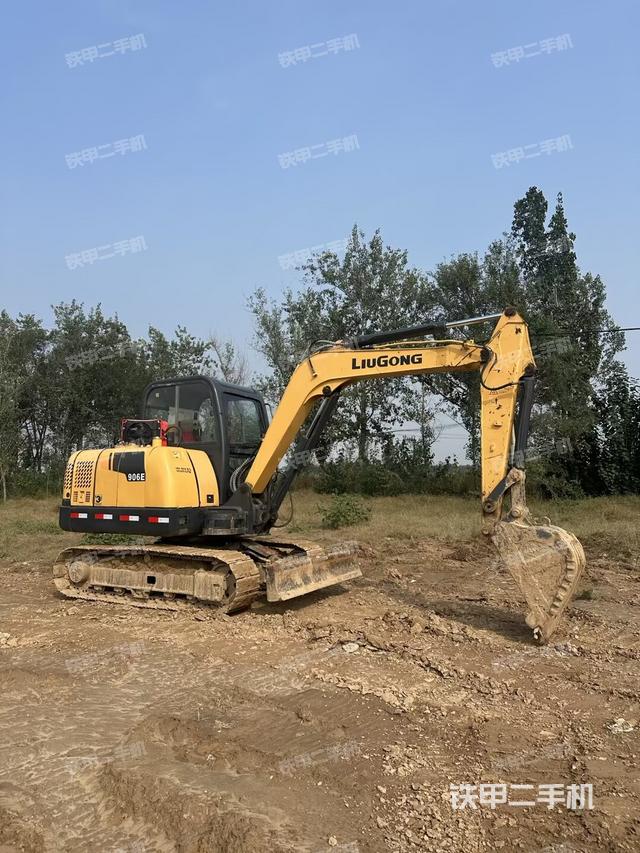 整机右后45°（整机外观）