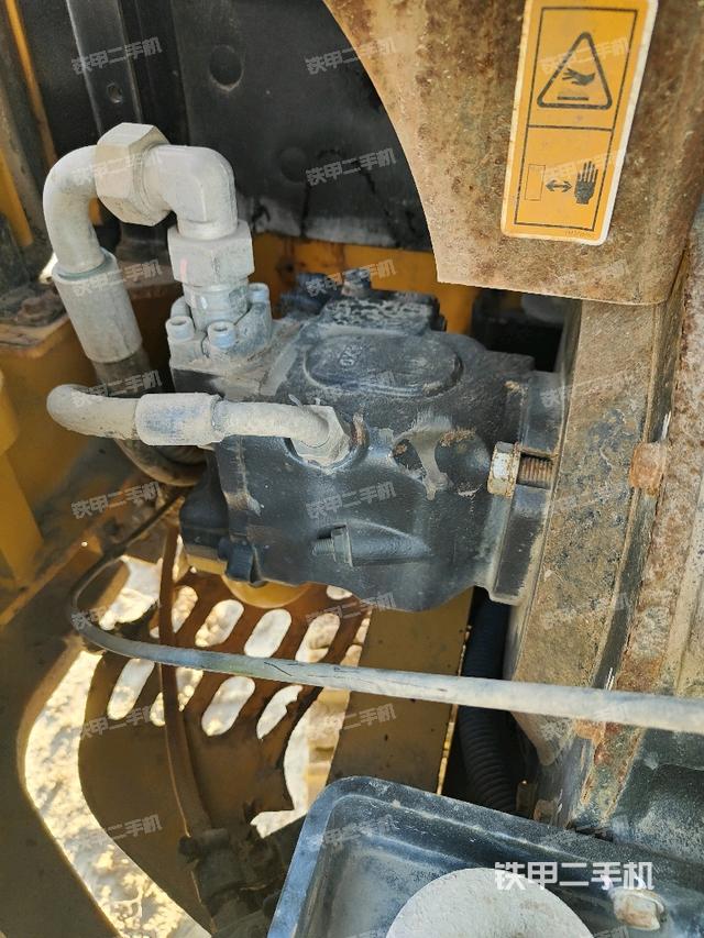 液壓泵室（大件艙室）