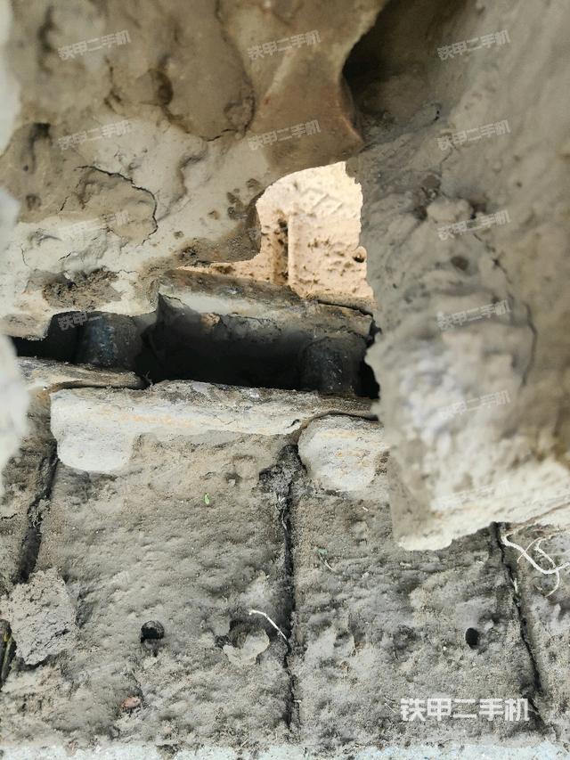 左驱动轮（行走机构）