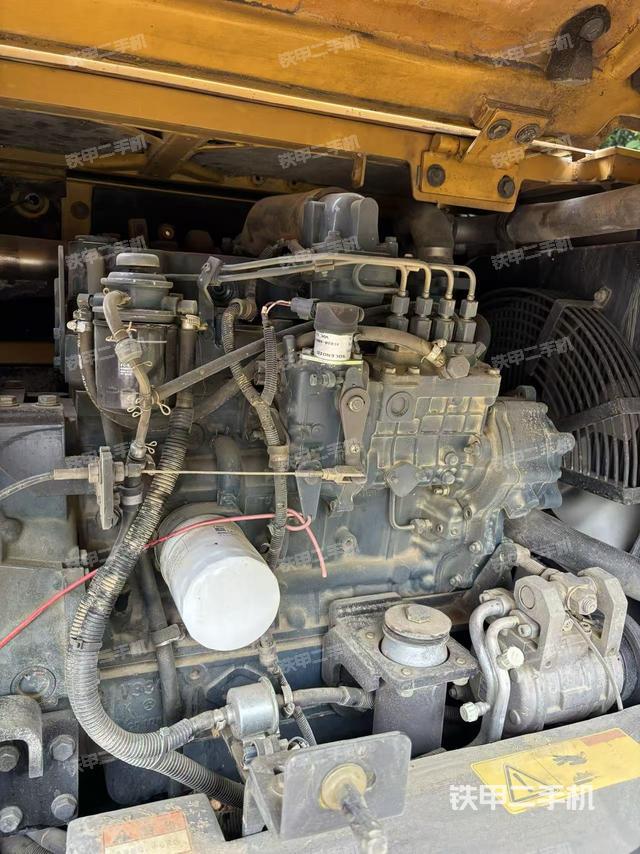 发动机整体俯视（整机外观）