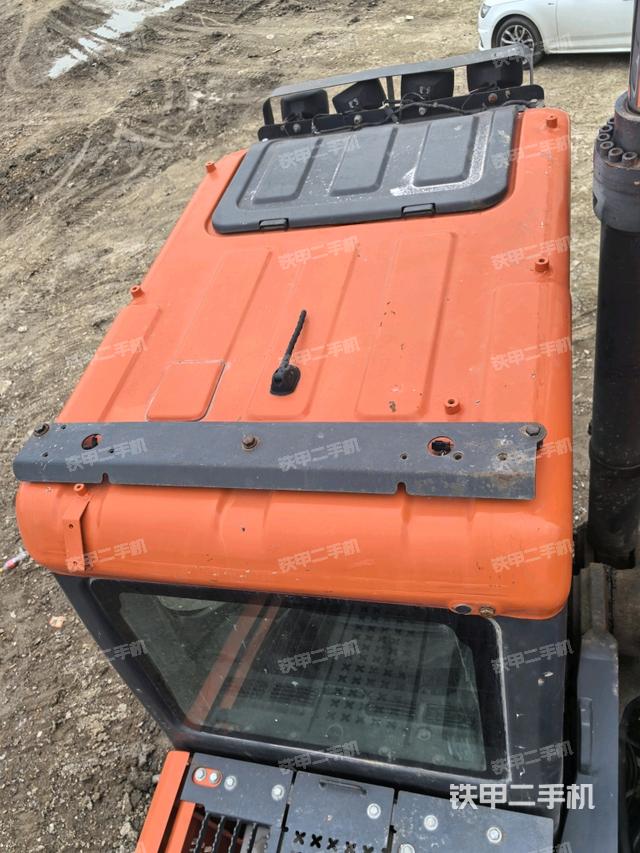 驾驶室顶部俯视（上车部件）