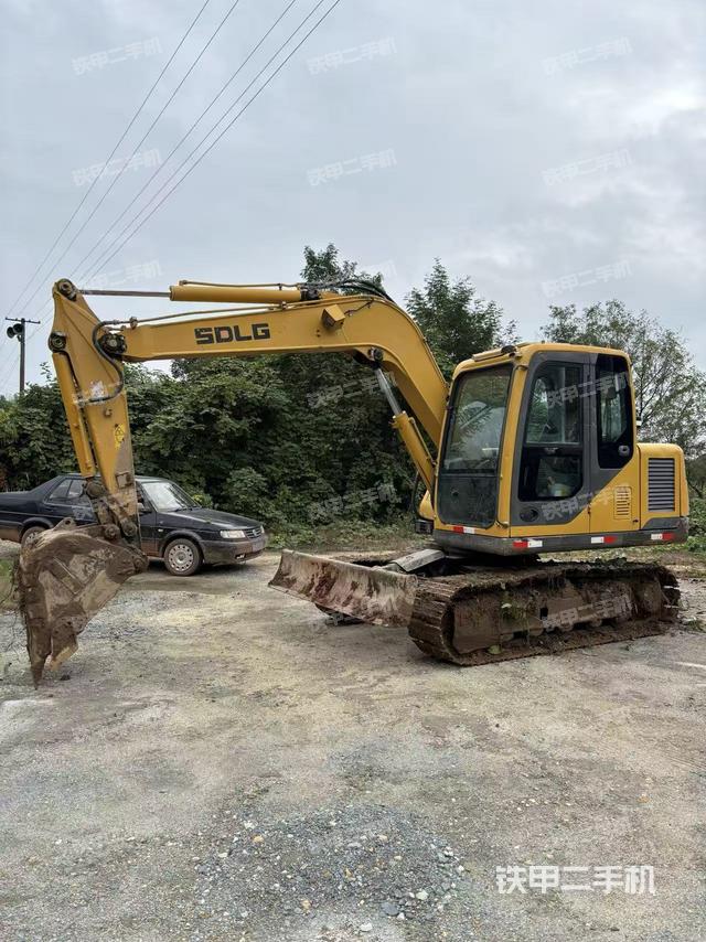 单侧履带整体（整机外观）