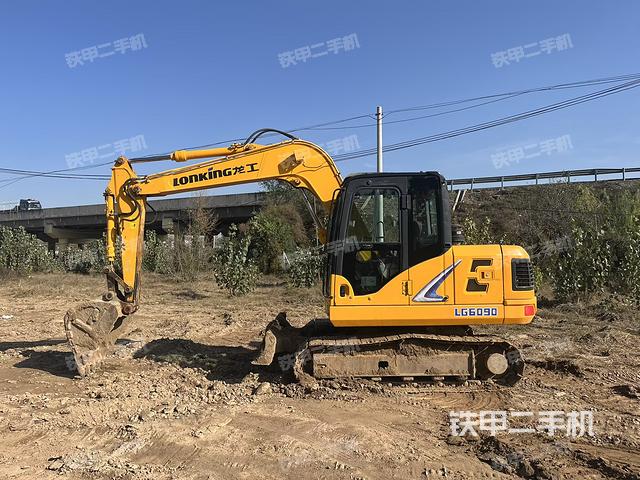 龙工LG6090挖掘机