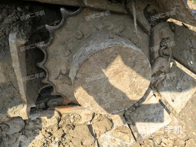 右侧行走马达盖板（行走机构）