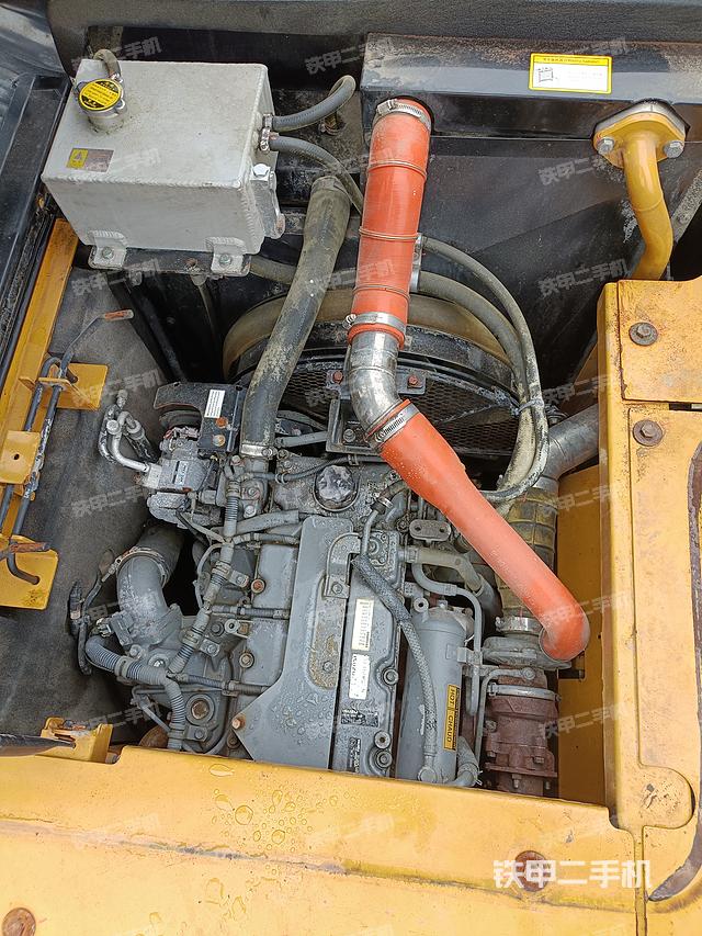 发动机整体俯视（整机外观）