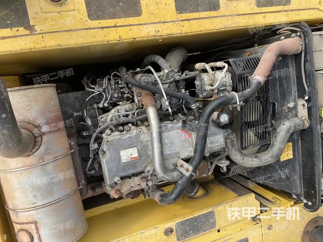 发动机整体俯视（整机外观）