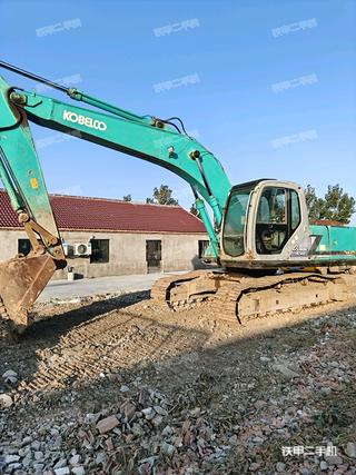 神鋼SK200挖掘機