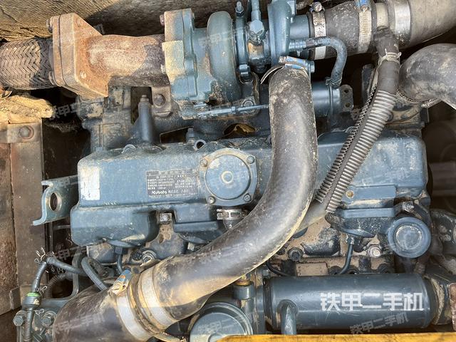 发动机整体俯视（整机外观）