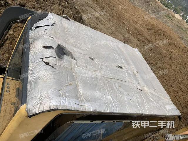 驾驶室顶部（整机外观）