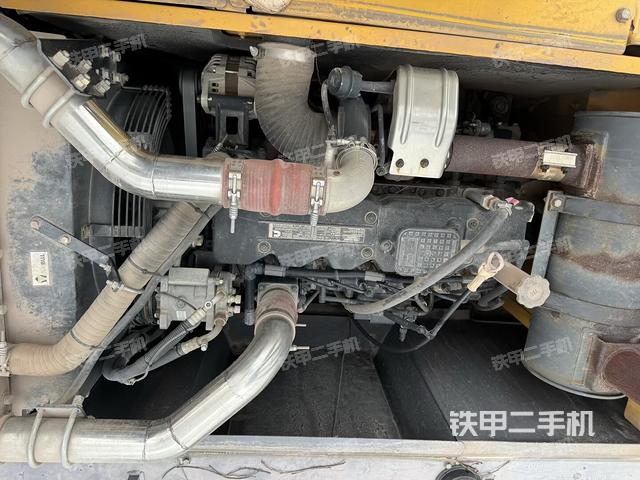 气门室盖螺丝特写（上车部件）