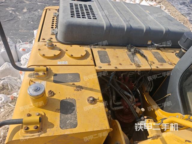 气门室盖螺丝特写（上车部件）