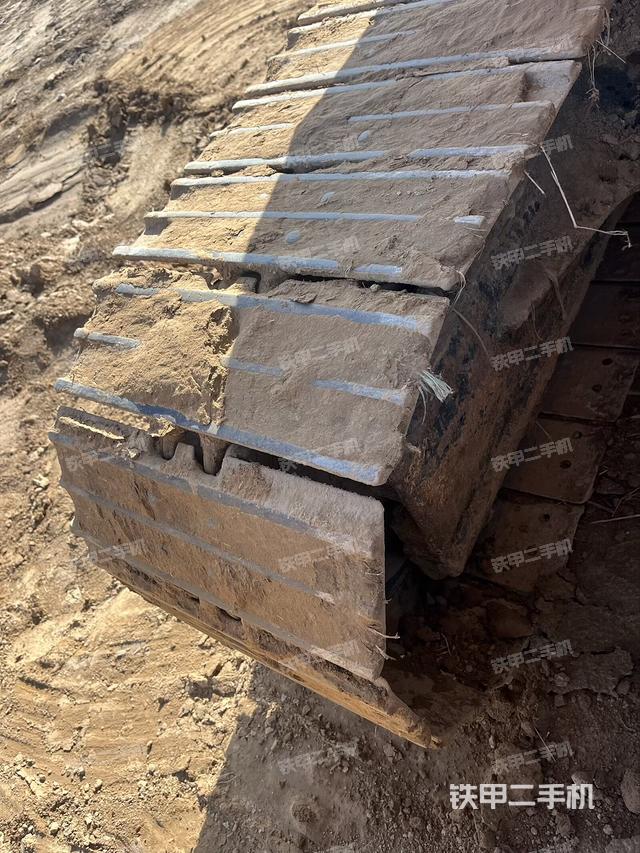 单侧履带整体（整机外观）